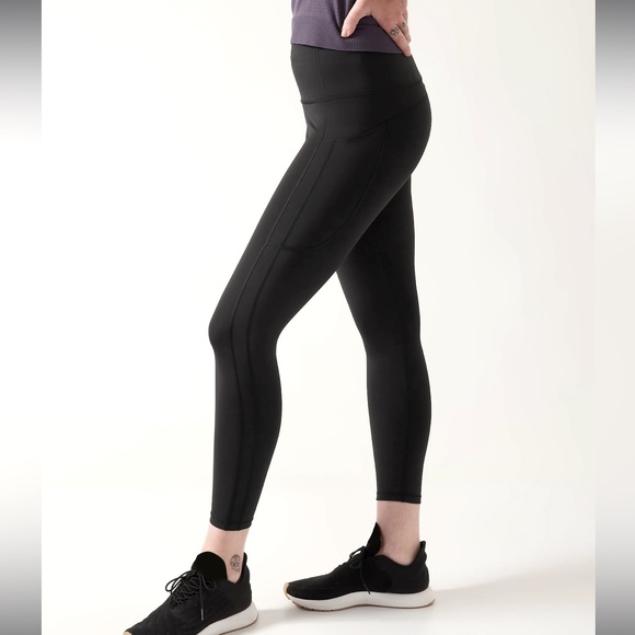Women’s workout Athleta leggings - Picture 1 of 6